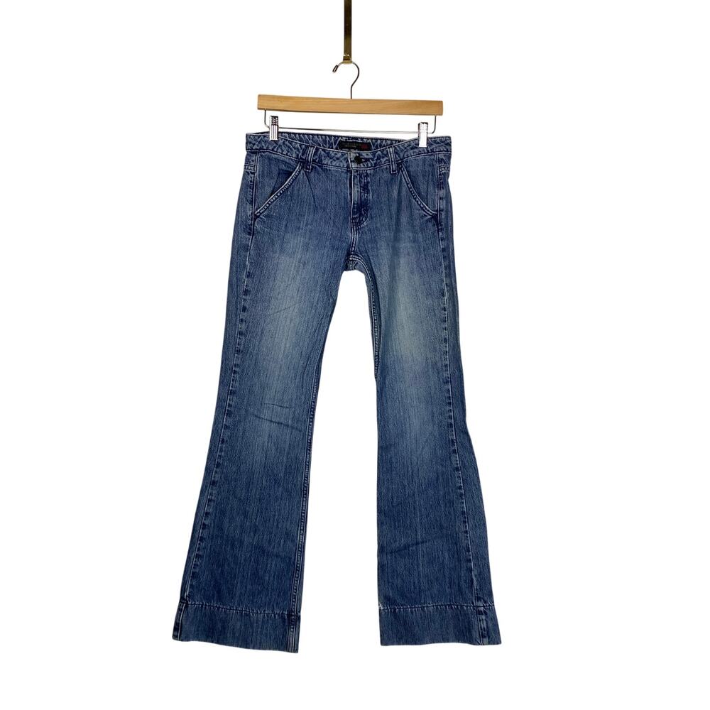 AEO Low Rise Bootcut Jeans Size 6 Y2K Medium WashFlare